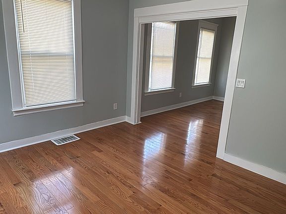 3rd image of 345 Munson St