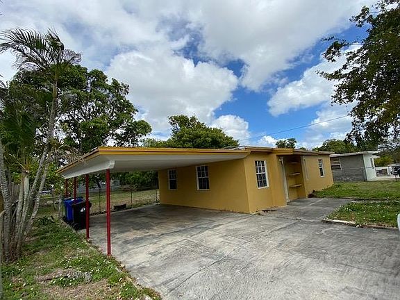 2nd image of 1601 NW 11th Pl