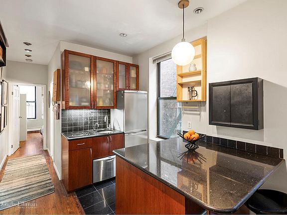 3rd image of 99 Avenue B APT 4CD