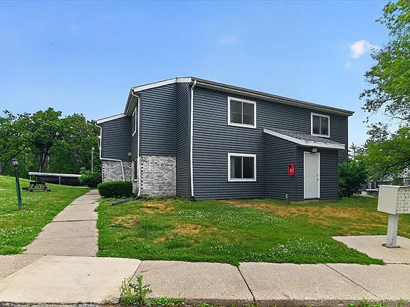 2nd image of 503 Whispering Pines Way #503