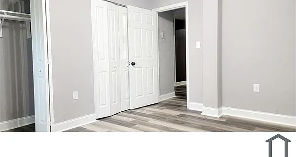 4 Longstream Ct — Photo 2