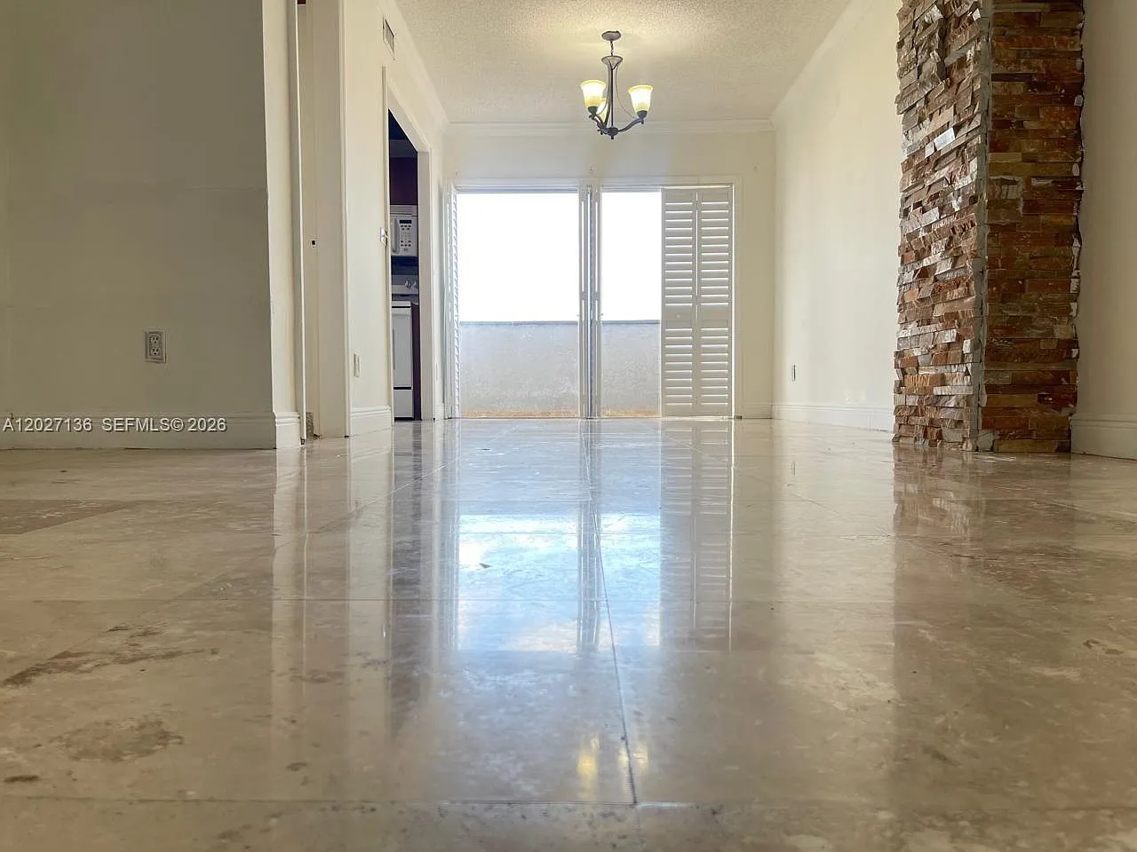 Riverview Village Condo — Photo 2