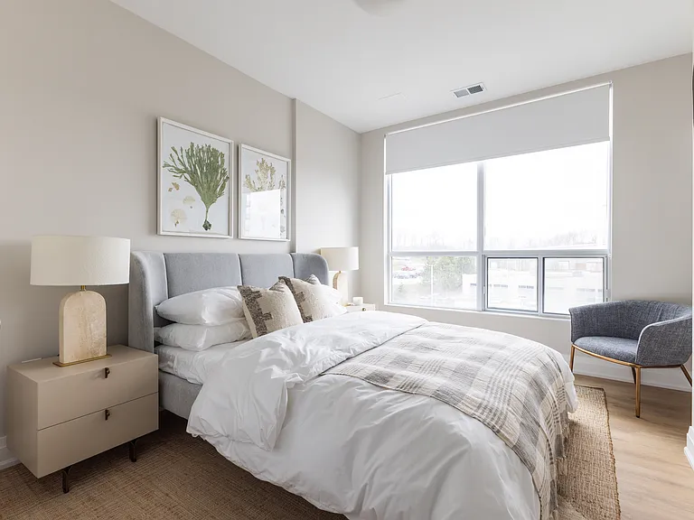 4286 King St E — Photo 26