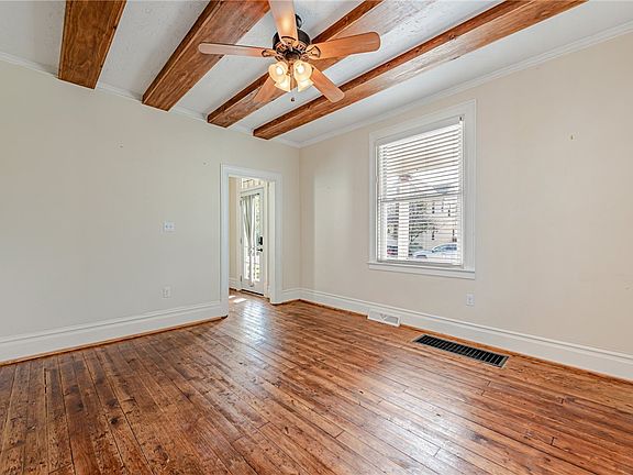 5th image of 519 Oakland Ave