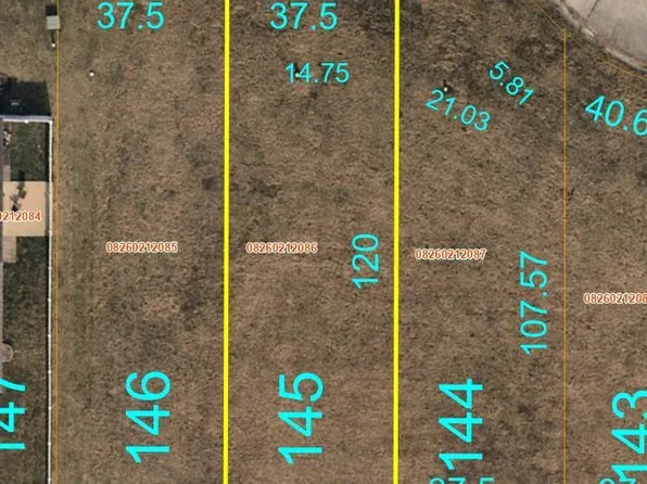 2068 Wexford Green Way, Belleville, IL 62220