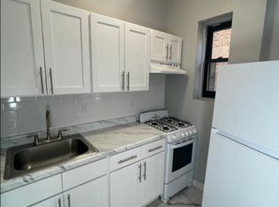 82 Halsted St #408, East Orange, NJ 07018