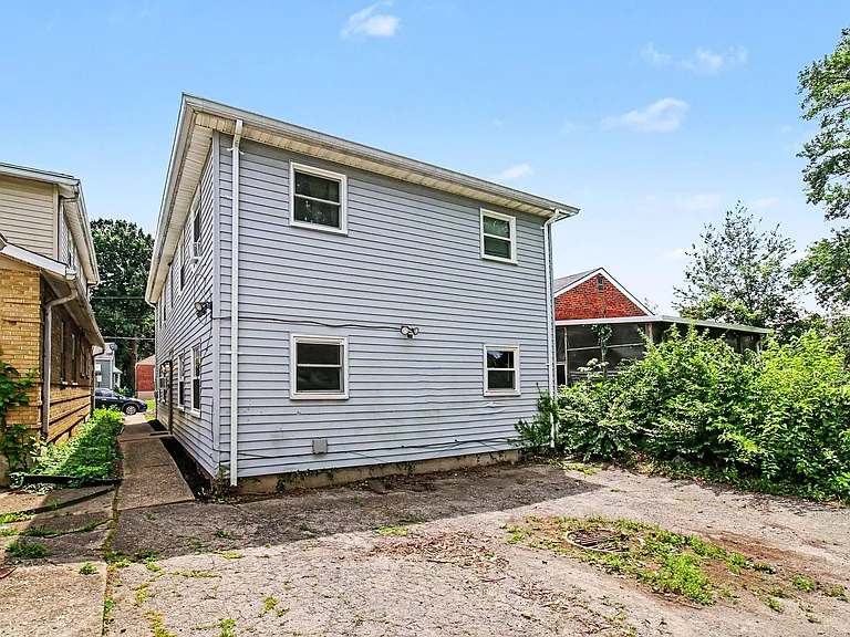 1932 Truitt Ave — Photo 13