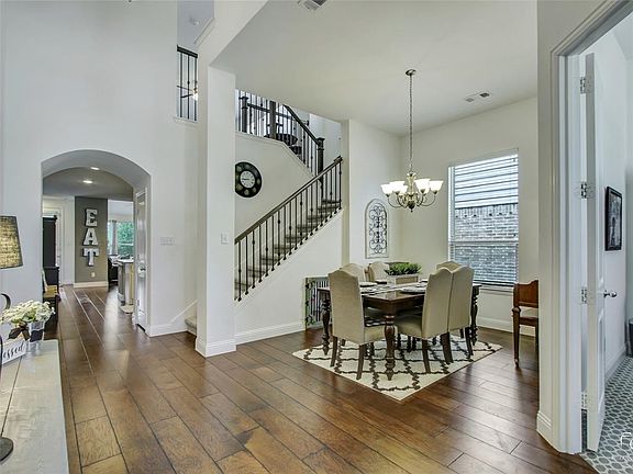 5th image of 3921 Ramble Creek Dr