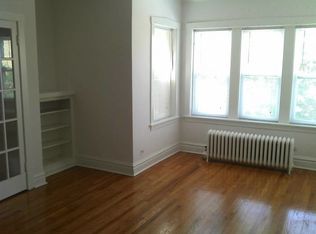 6815 N Overhill Ave #1, Chicago, IL 60631