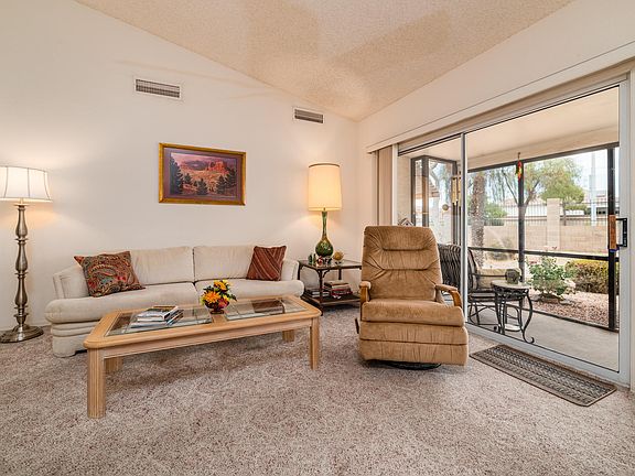 5th image of 6711 S Oakmont Dr