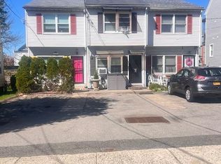 312 S 6th Ave, Mount Vernon, NY 10550