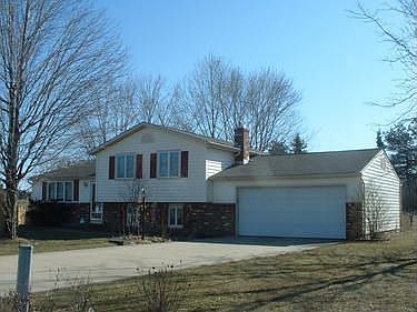 4 lvl splt on cul-de-sac