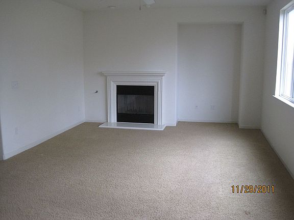 2nd image of 5563 Meadow Brook Way