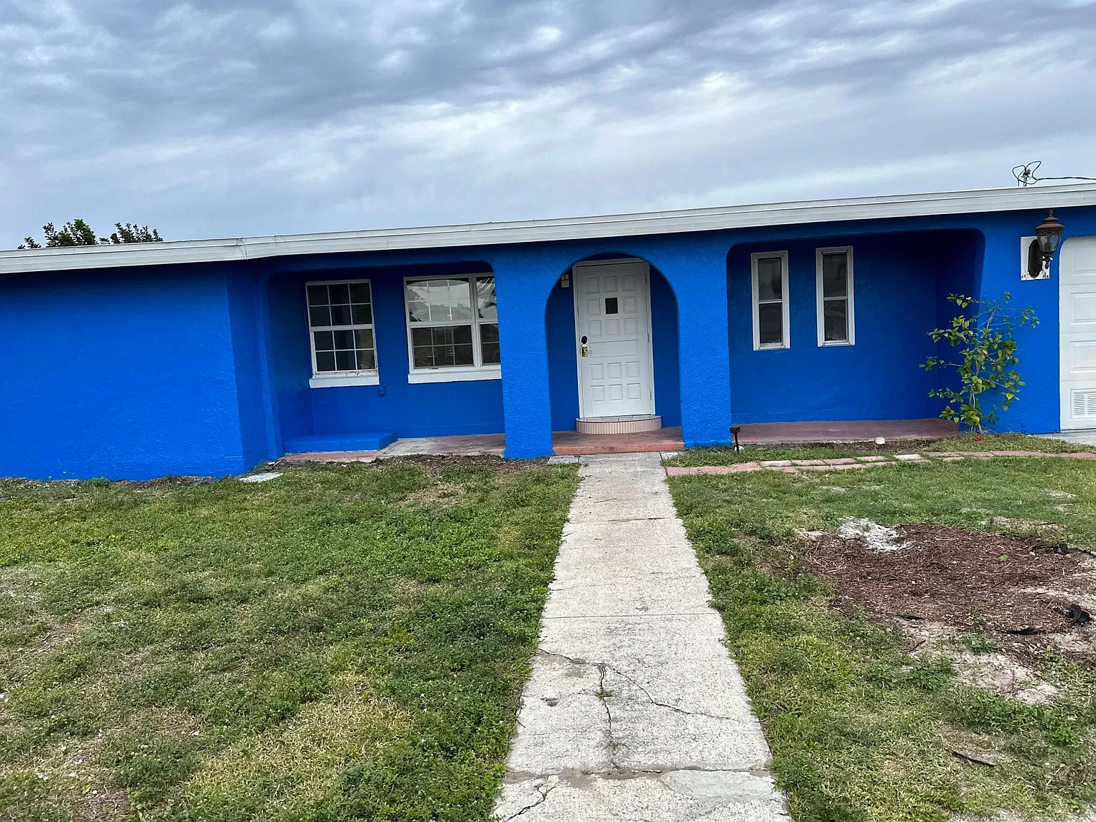 841 Conreid Dr NE — Photo 3