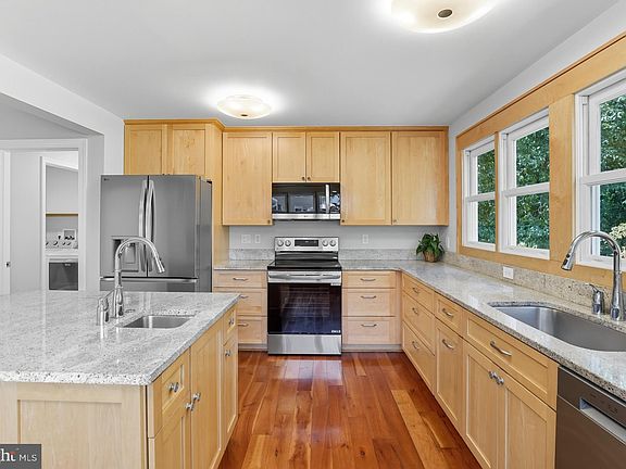 5th image of 18110 Bilney Dr