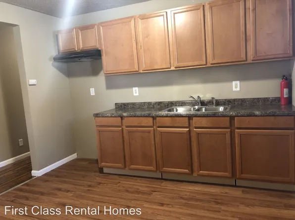 661 New Hampshire St, Gary, IN 46403