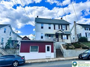 4453 Main St, Whitehall, PA 18052