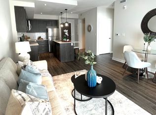 16 Markle Cres #214, Hamilton, ON L9G0H4