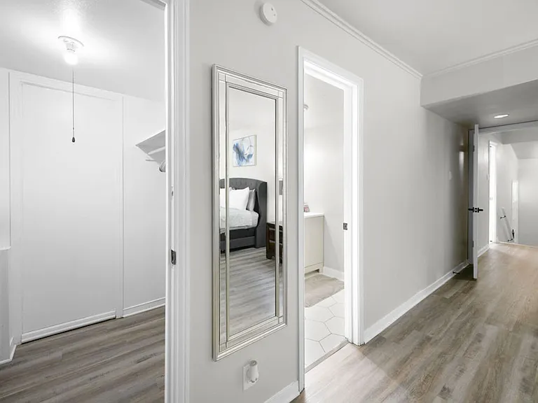 E Avenue J — Photo 11