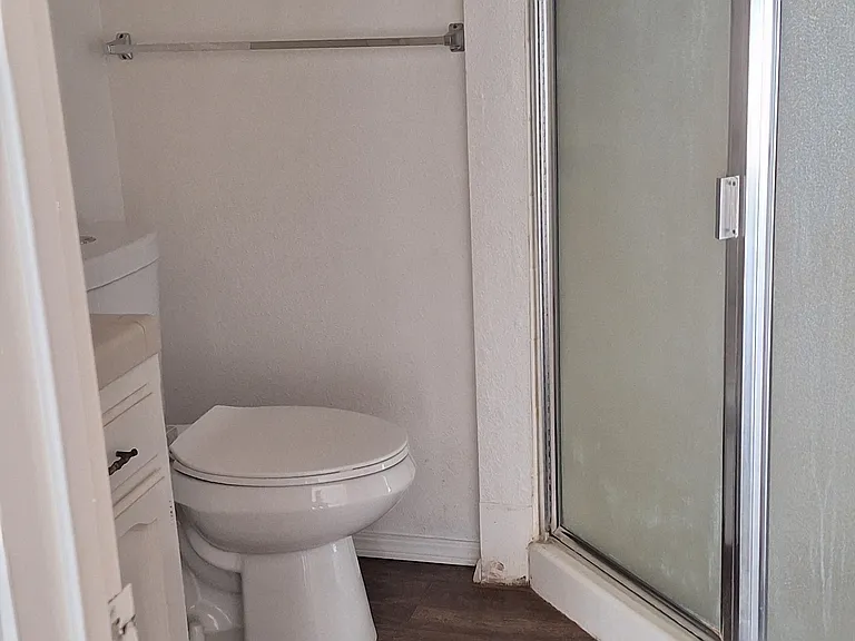 4625 N Emerson Ave — Photo 10