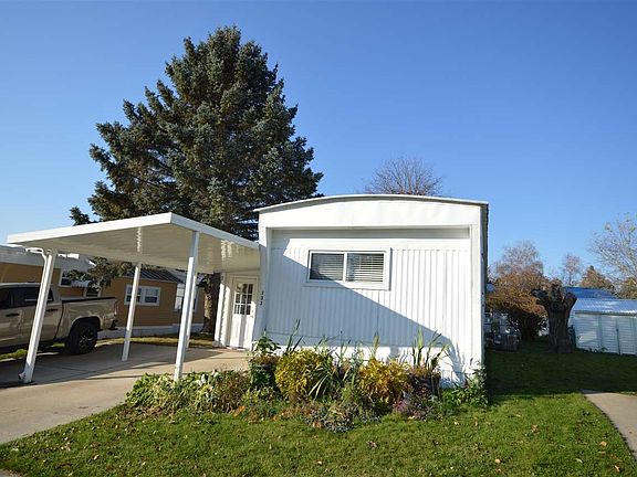 2nd image of 526 N Lake St Lot 133