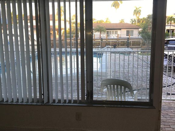 5th image of 160 Isle Of Venice Dr APT 11