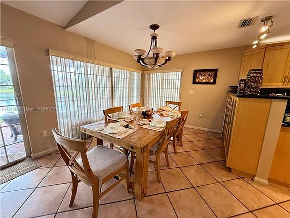 3rd image of 10362 NW 46th Ter