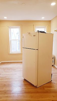 2nd image of 1657 Sterling Pl Floor 2