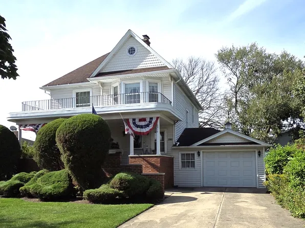 2910 Maple St, Franklin Park, IL 60131