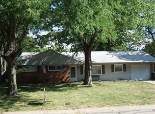 516 Willowhurst Dr, Dayton, OH 45459
