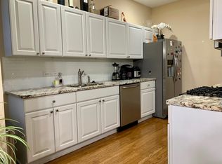 3721 W Byron St #3, Chicago, IL 60618