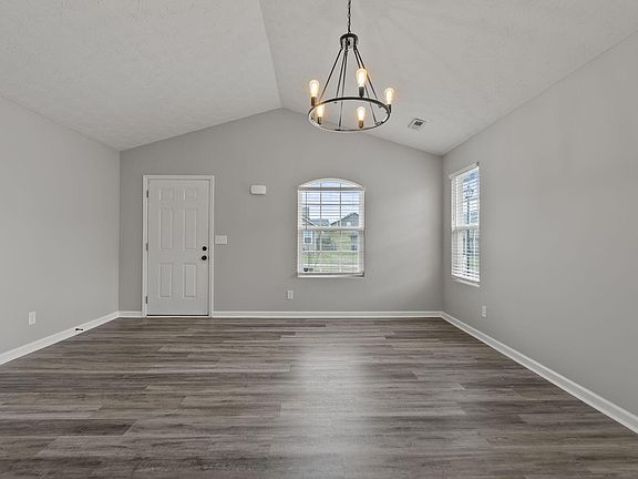 4th image of 146 John Davis Dr