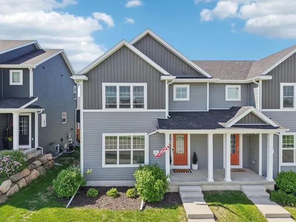 637 Hillcrest Drive, Waunakee, WI 53597