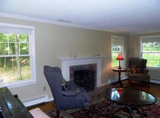 5th image of 105 Kara Dr
