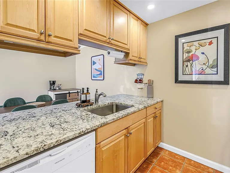 3269 Beneva Rd #102 — Photo 7