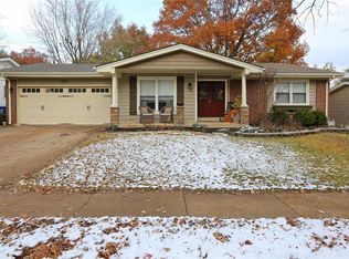 655 Twigwood Dr, Ballwin, MO