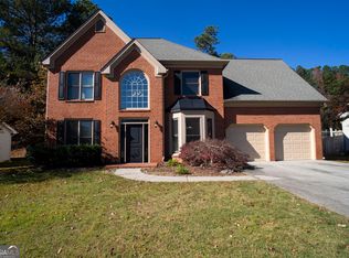 400 Chandler Pond Dr, Lawrenceville, GA 30043