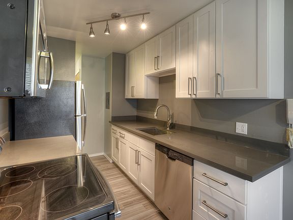 4th image of 611 & 615 12th Ave E #1-303