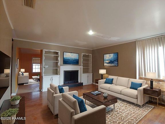 3rd image of 129 Bradford Dr