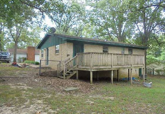 2nd image of 1120 Hamlin Cv