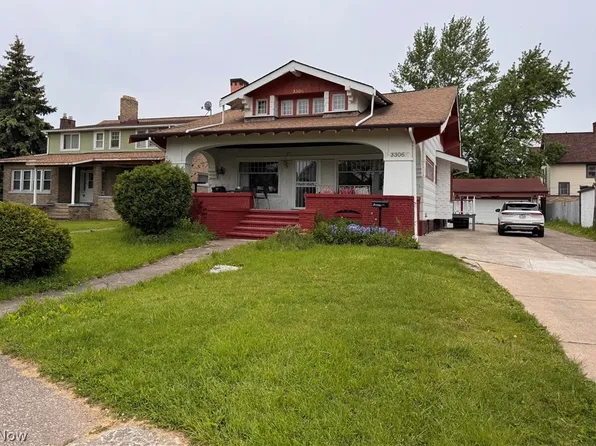 3306 West Blvd, Cleveland, OH 44111