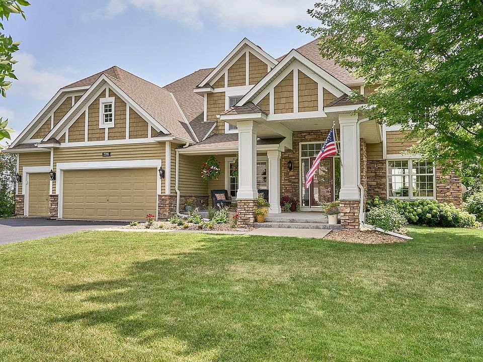 1st image of 2395 Heron Ln