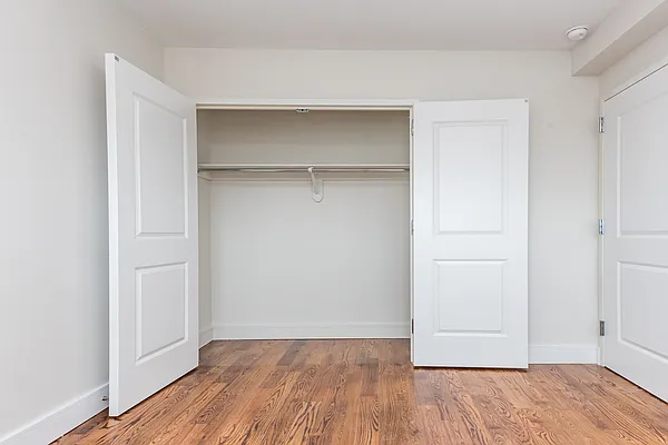 Rented by Modern Spaces | media 22