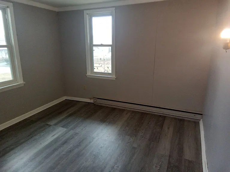 127 Schoolhouse Rd — Photo 9