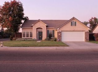 2054 W Westfield Ave, Porterville, CA 93257