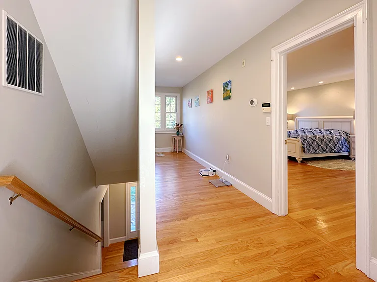 11 Oakland St — Photo 31