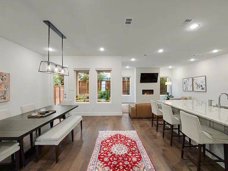 4113 Entrada Way — Photo 2