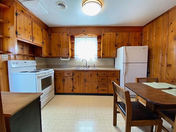 5th image of 3520 Fort Ave