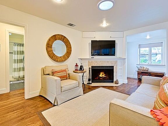 3rd image of 563 Sea Ln