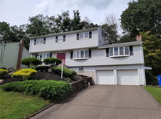 288 Candlewyck Dr, Newington, CT 06111